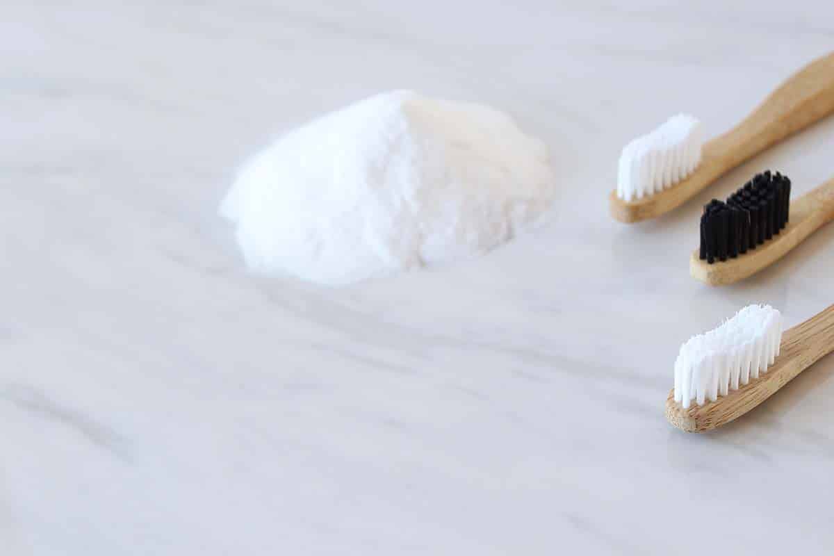 baking soda and toothbrushes